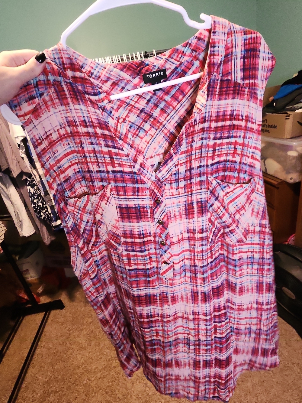 Torrid Size 5 Sleeveless Henley Tank Top Red Pink Blue Plaid Print Plus Size 5X